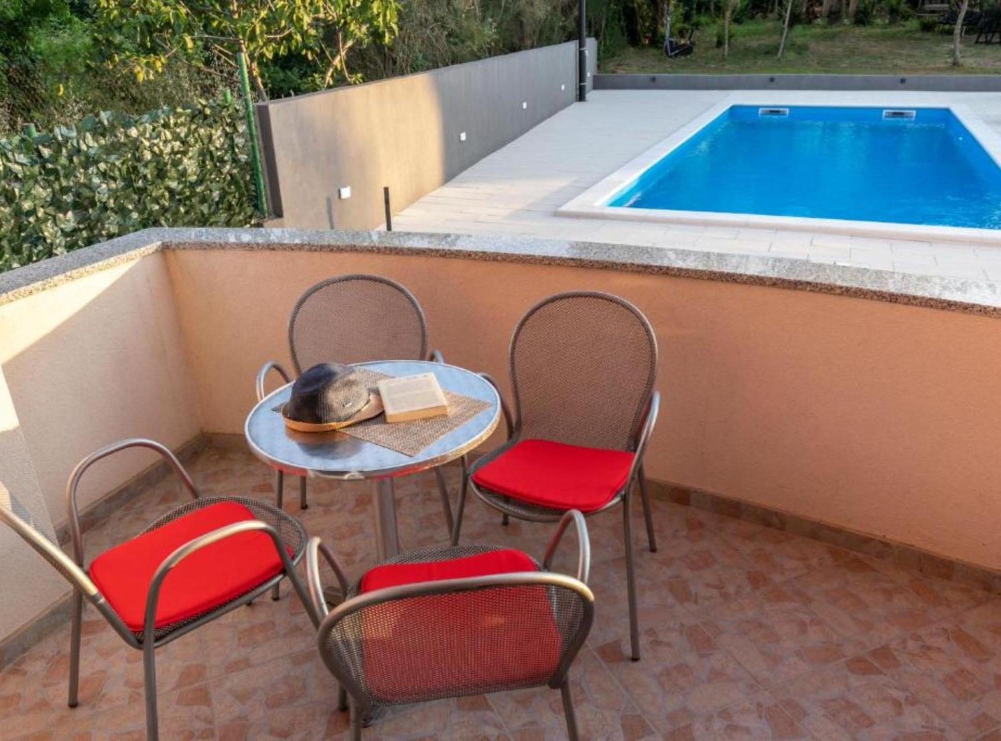 M & B Apartment Bibinje Exterior photo