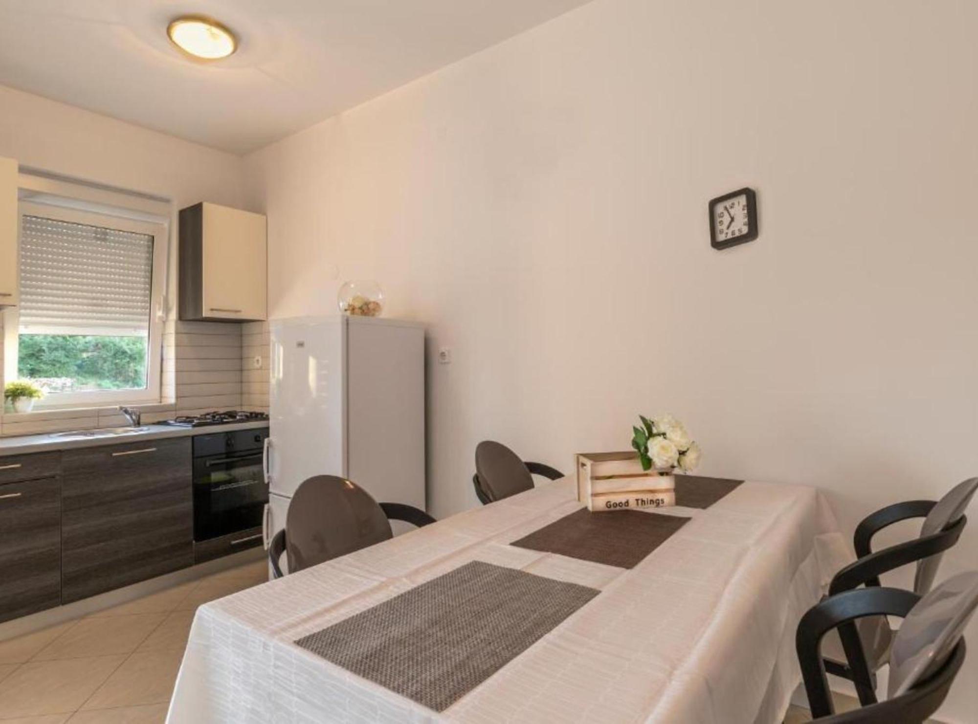 M & B Apartment Bibinje Exterior photo