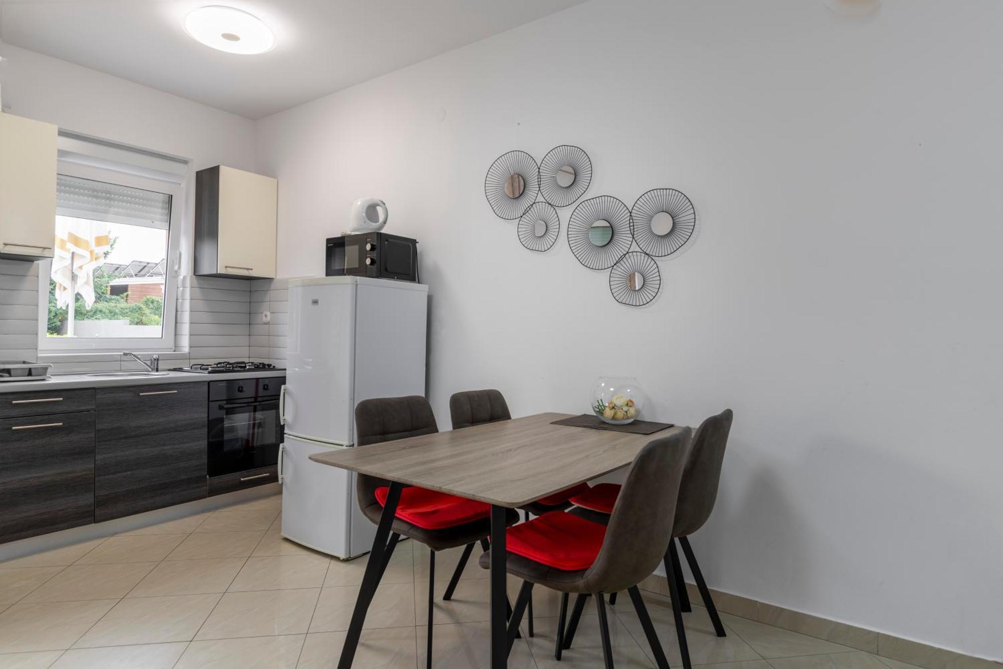 M & B Apartment Bibinje Exterior photo